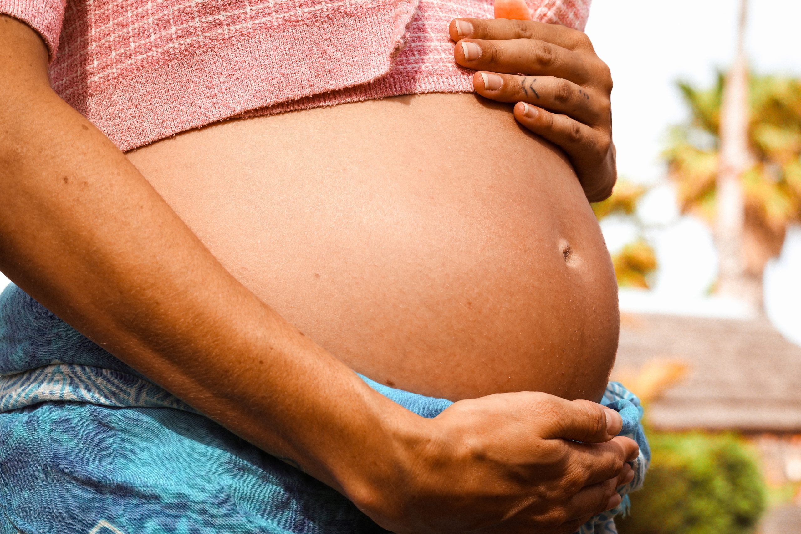 Pregnancy Photographer in Perth